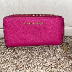 Bright Pink Michael Kors Wallet